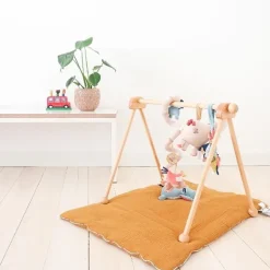 Aktivitetsstativ Moulin Roty | Bogetrae Kob Nu | All About Kids
